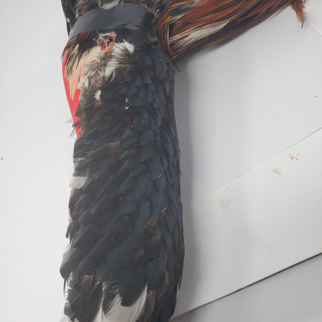 Handmade Mona Con Plumas Natural Feather
