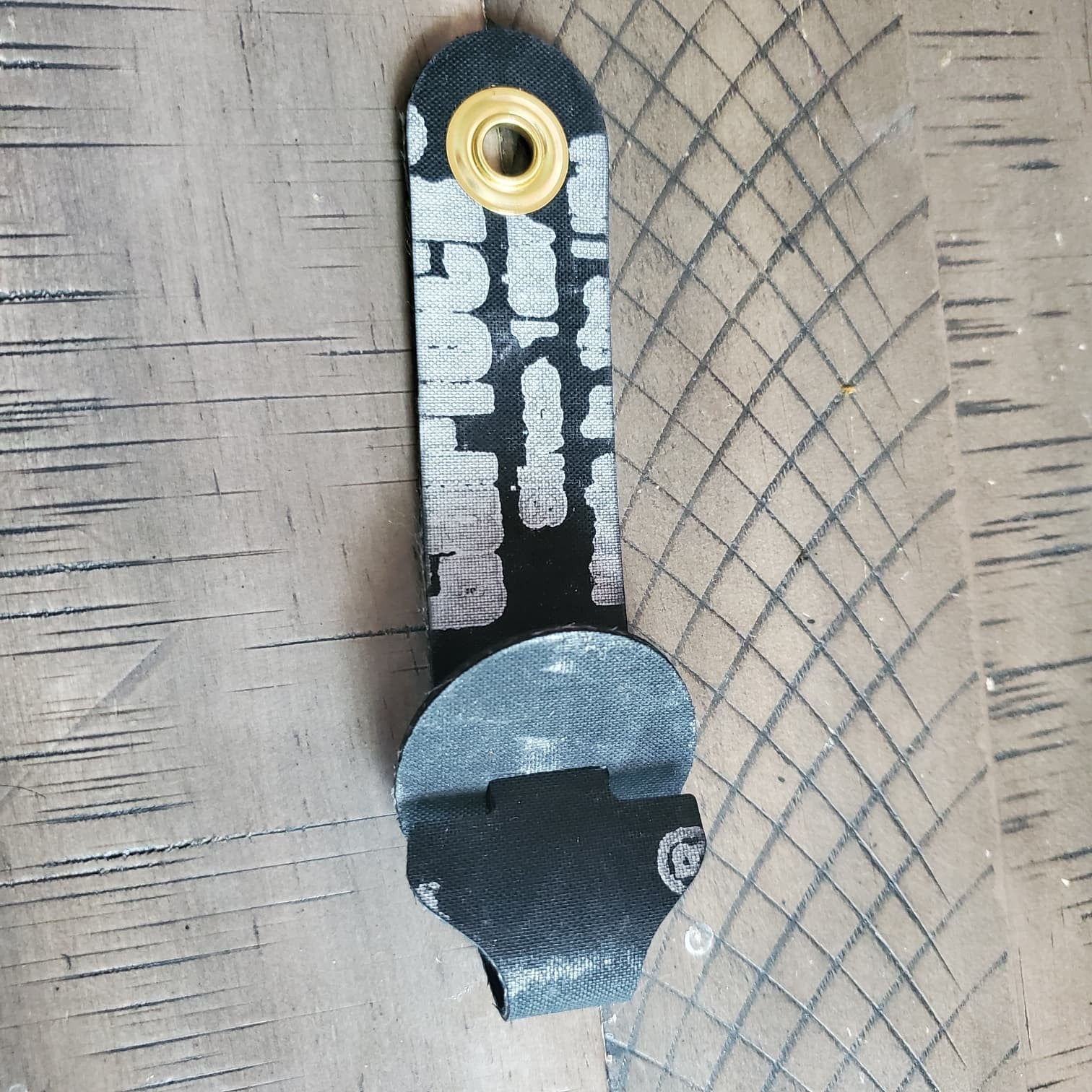 12 Qty Rooster gallo roosters Garlock Heavy Duty Leg Hitch is a reliable