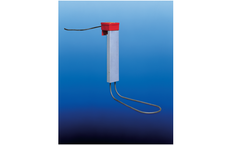 API 71502 Tankside Heater 1500 Watts easily mounts side metal  stock tank