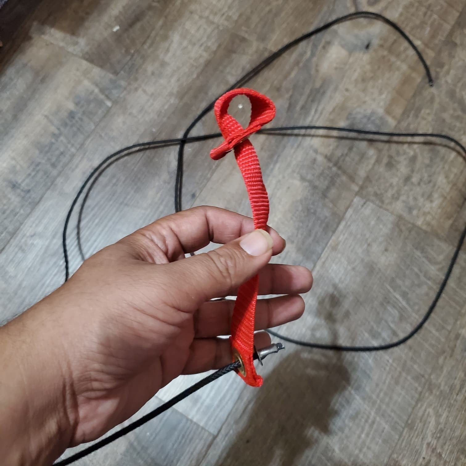 Nylon hitch on nylon cord - plain ends ~8' for Roosters Gallo