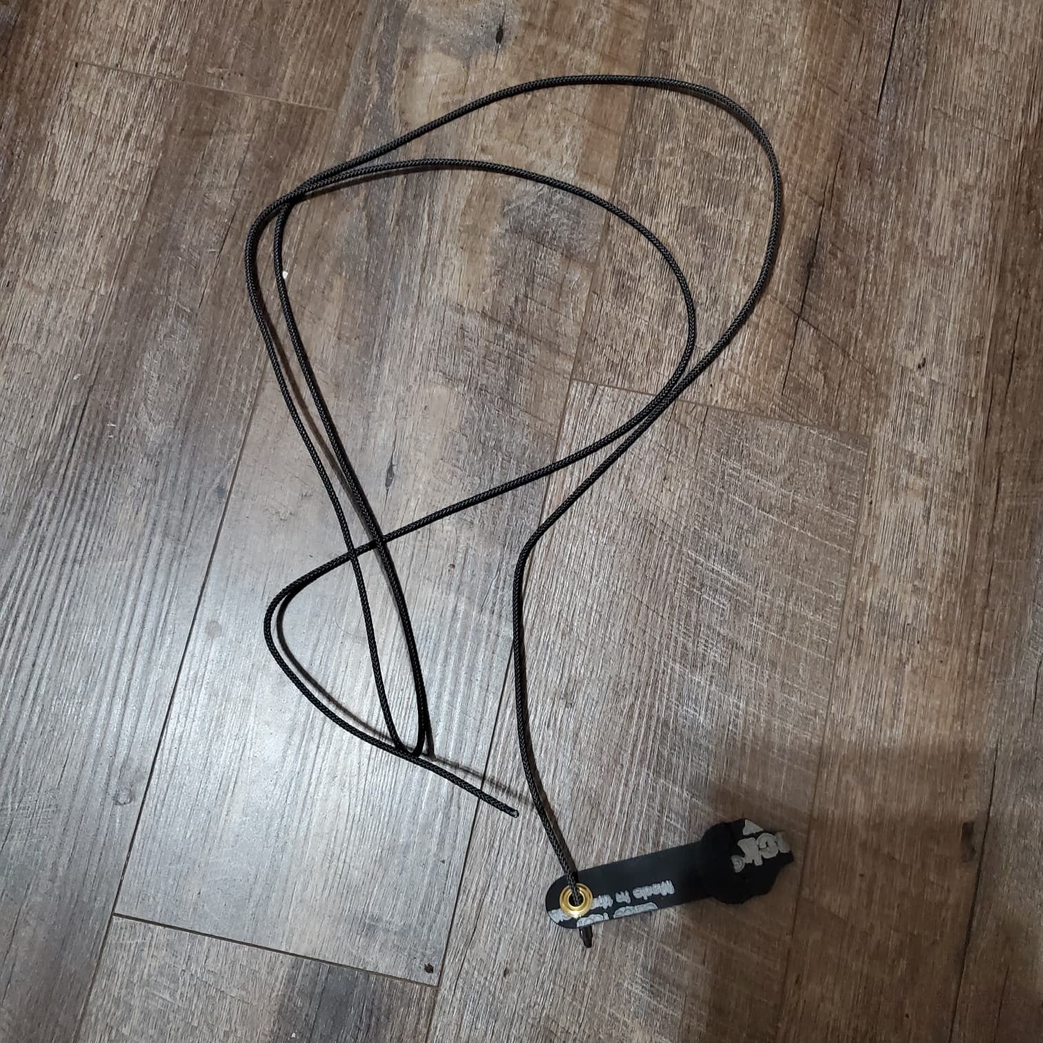 EZ Hitch on Nylon Cord - 8' Plain Ends for Roosters gallo