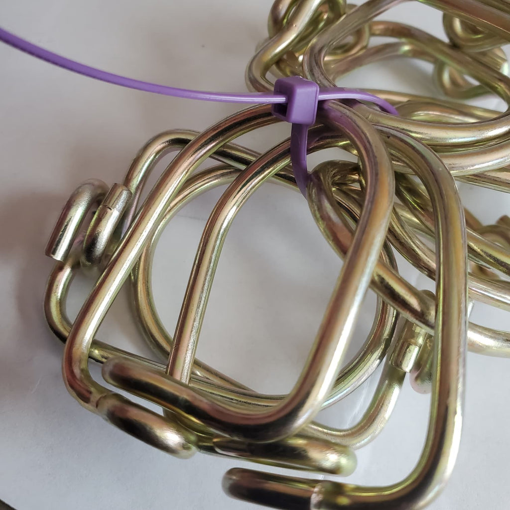 12qty gallo roosterl Swivels- Metal Metal swivel for open range cords,