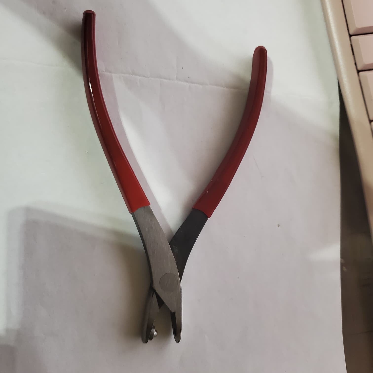 Leg Band Pliers #347 with Red Handle for 305A Atlas Leg  Chickens Ducks Poultry