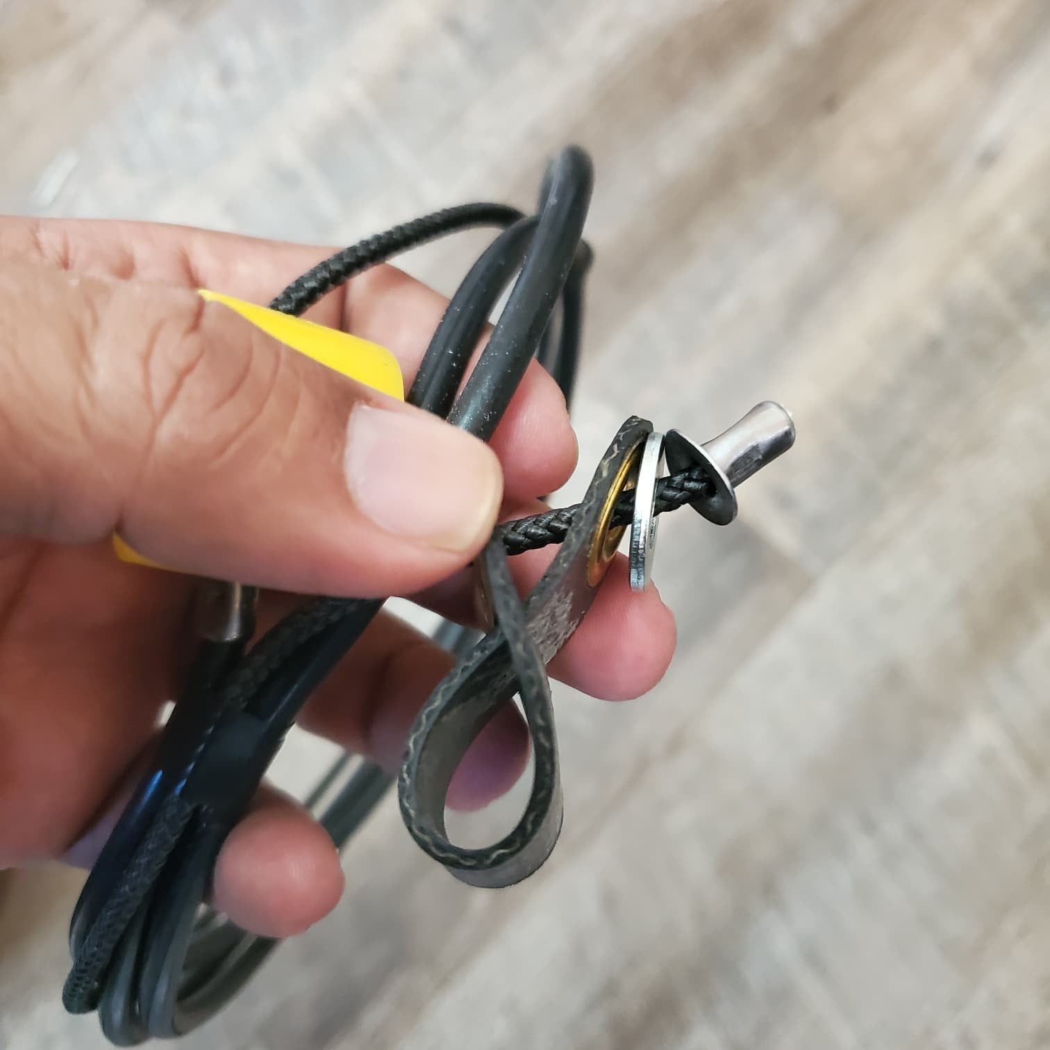gallo rooster Gallo Nylon Rubber Cord Combination Tie Cord with Neoprene Shor