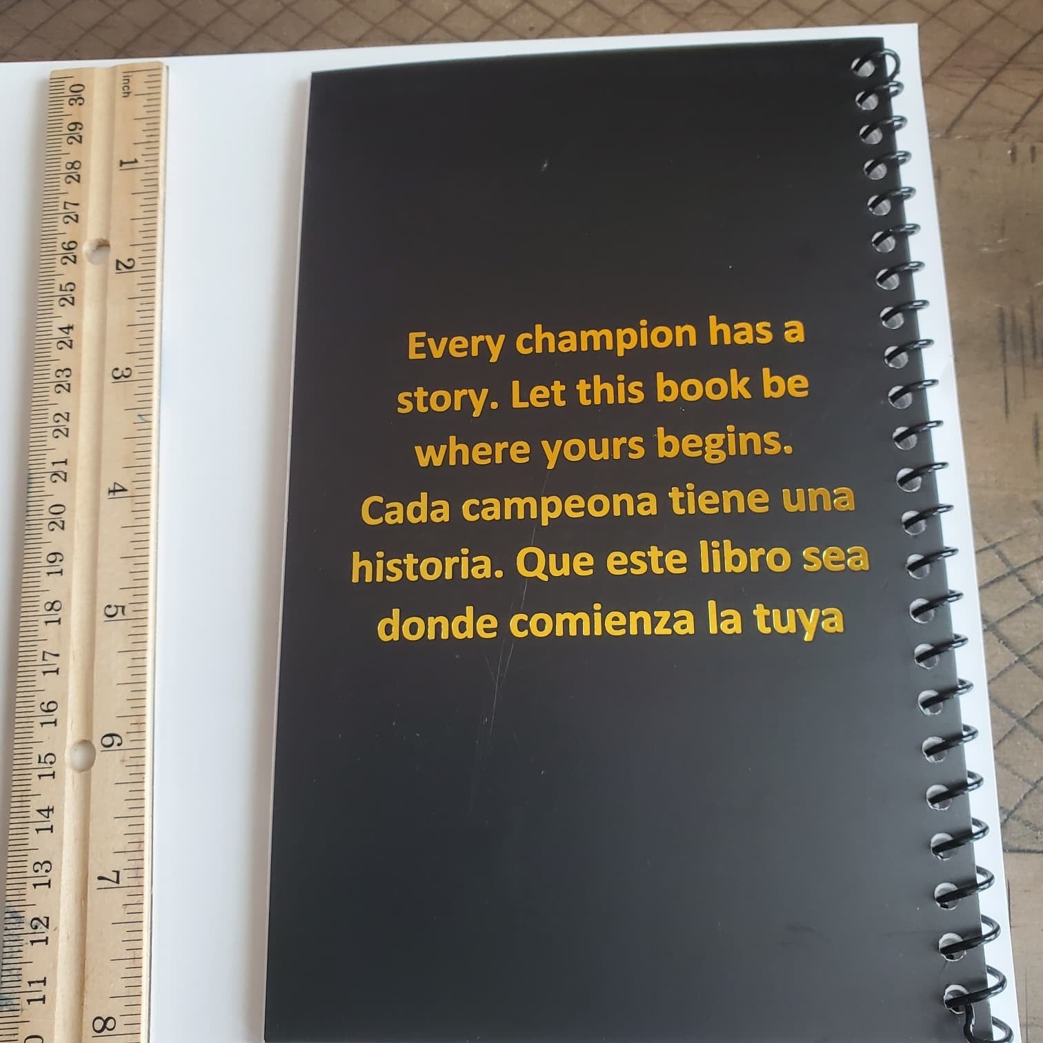 Rooster Breeding Record Book Spiral Bound Poultry Log Bilingual Chicken Register