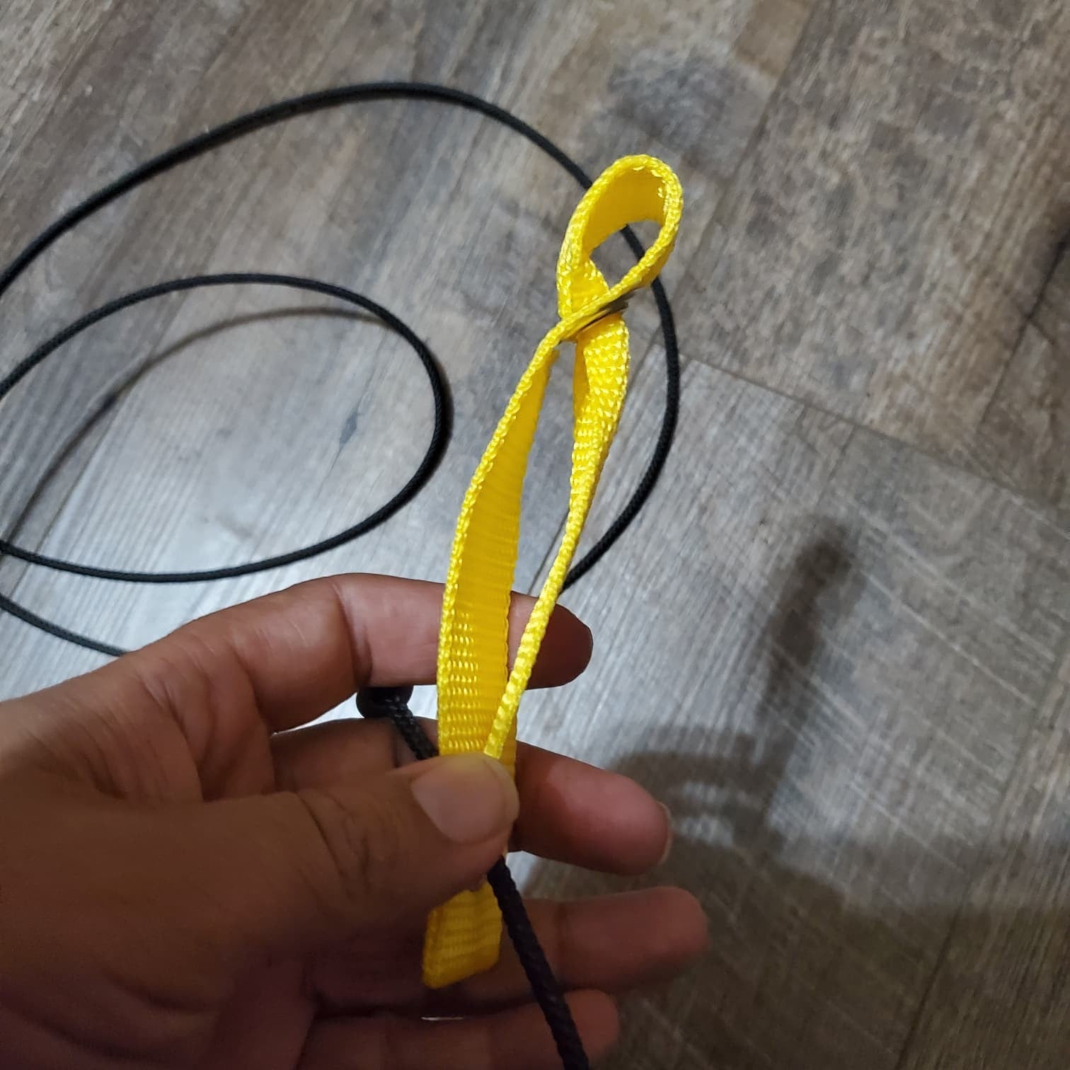 Doubled Nylon hitch on nylon cord with metal swivels ~8' for Roosters Gamebirds