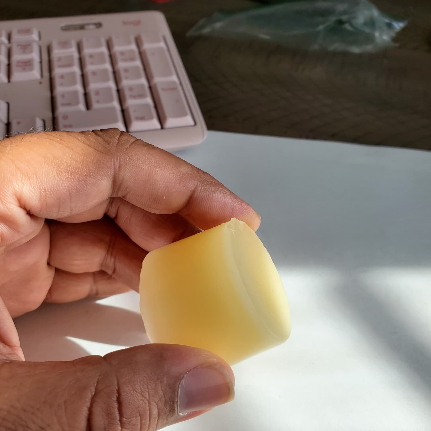 Bees Wax 1oz Sticky Bees Wax 1 ounce chunk gallo rooster