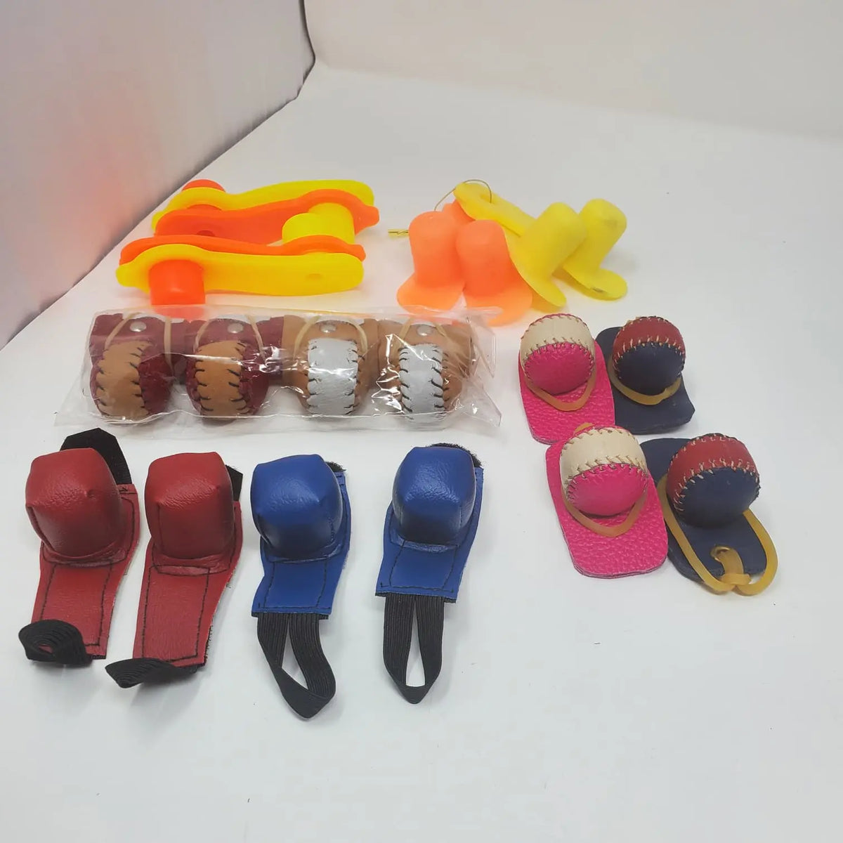 Rooster Breeding Muffs 10 Pair Set – Durable Rubber, PU & Leather Spur Protection for Gamefowl