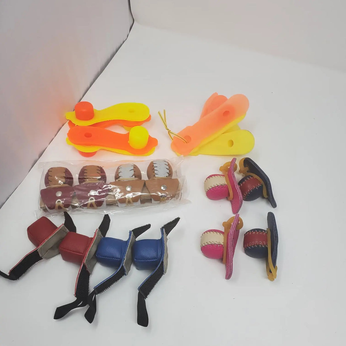 Rooster Breeding Muffs 10 Pair Set – Durable Rubber, PU & Leather Spur Protection for Gamefowl