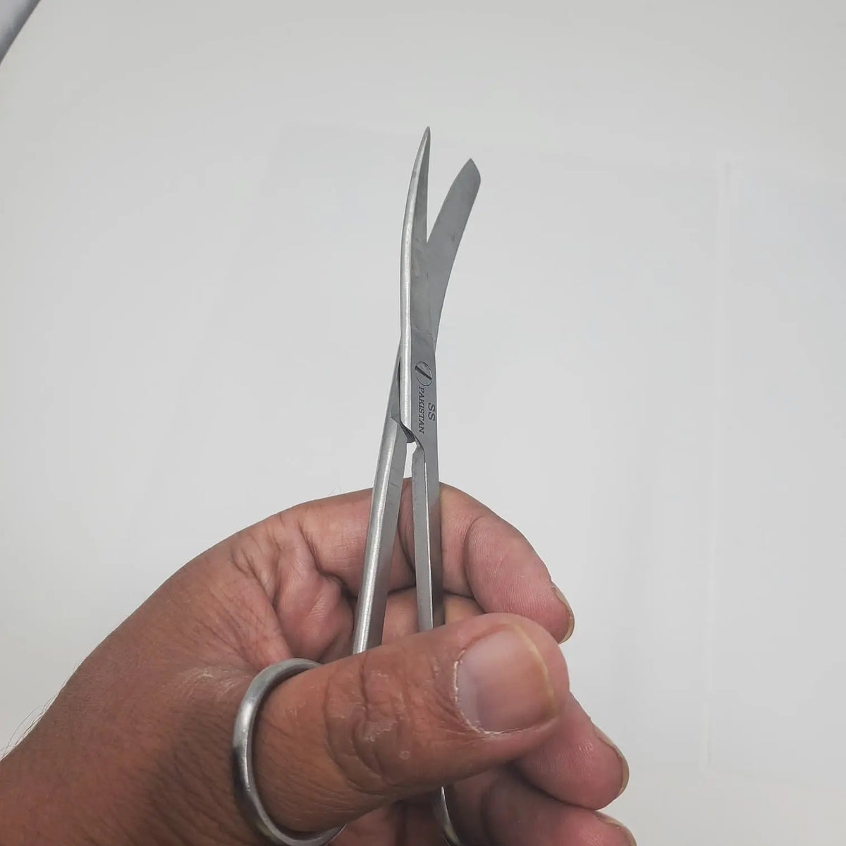 4.5" Stainless Steel Bandage Scissors for Gamefowl Rooster Care | Safe Blunt Tip Poultry Grooming Shears
