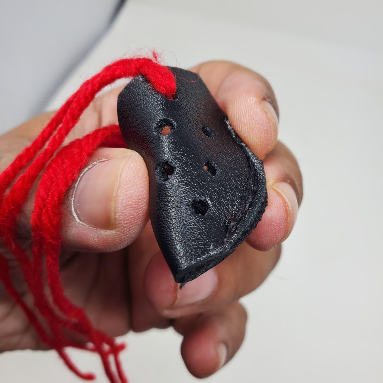 Poultry Special Muzzle Durable Leather AntiBite Pecking Prevention for Roosters Adjustable Straps & Secure Fit