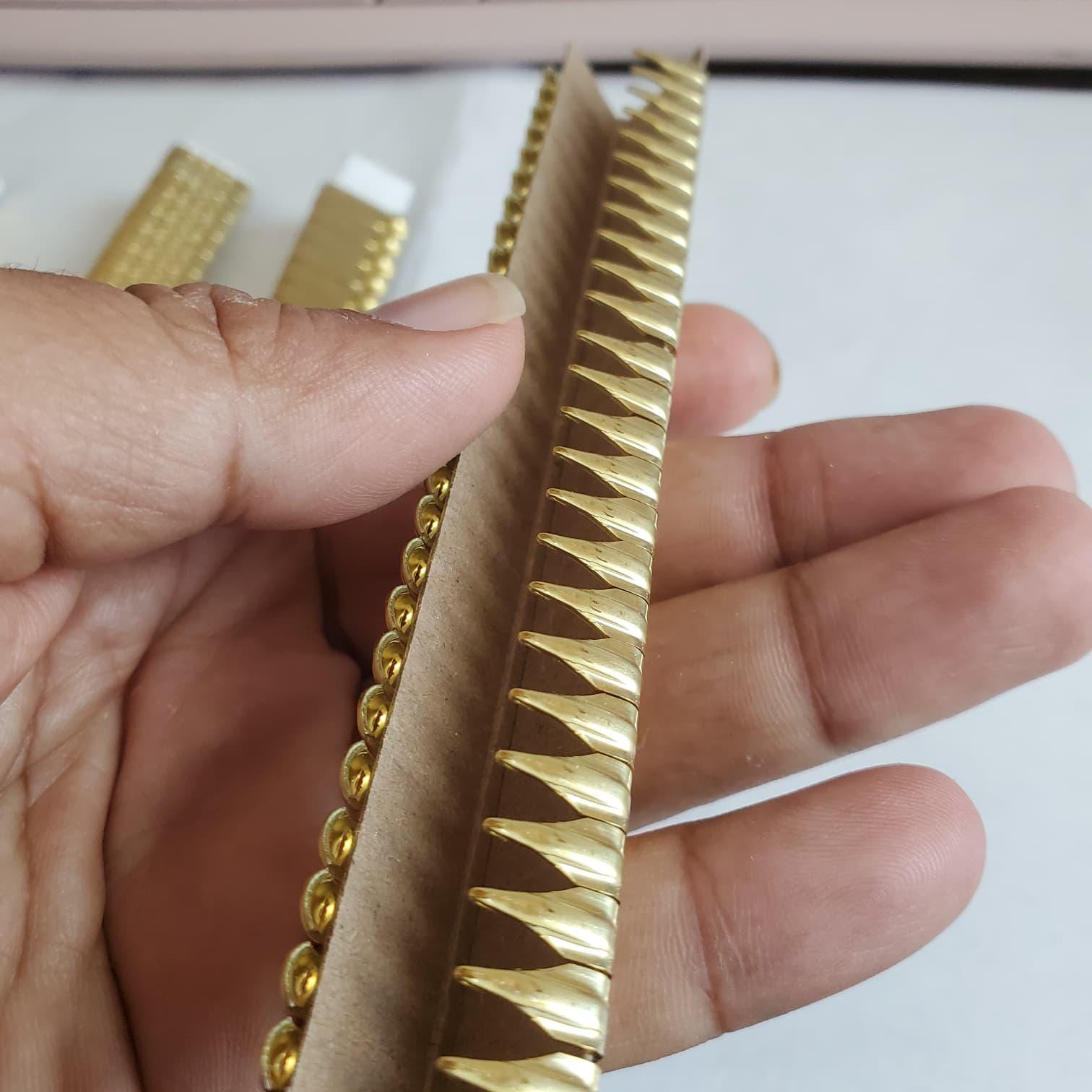 Brass Jiffy Wing Bands (Style 893) – 100 Numbered Chicken ID Tags • Poultry Identification • Farm Flock Management