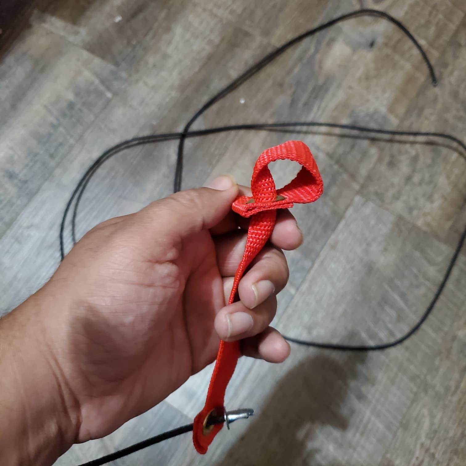 8 ft Nylon Hitch on Nylon Cord with Plain Ends • Gamefowl Rooster Poultry Tie Cord • Easy Handling & Secure Attachment