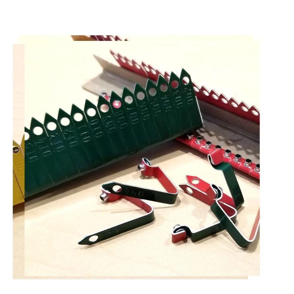 Gamebird Gamefowl Zip Wing Bands Style 890-3 – 100 Numbered Poultry ID Tags • Wing Band Plier Ready • Chicken, Pheasant & Rooster Bands
