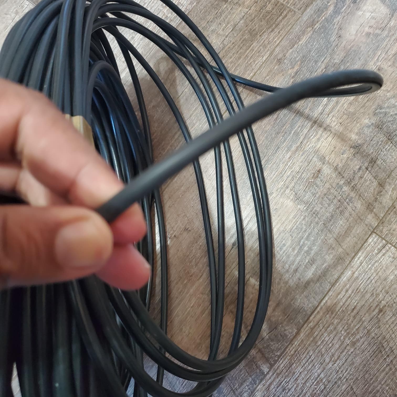Gallo Poultry Users Tie Cord Rubber 1/4" Diameter 100feet for Secure and Durable Applications